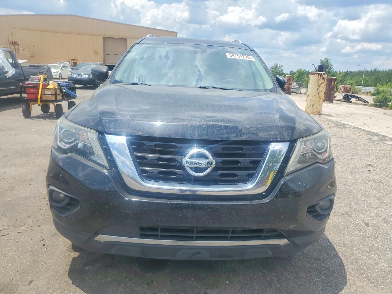 Nissan Pathfinder Platinum