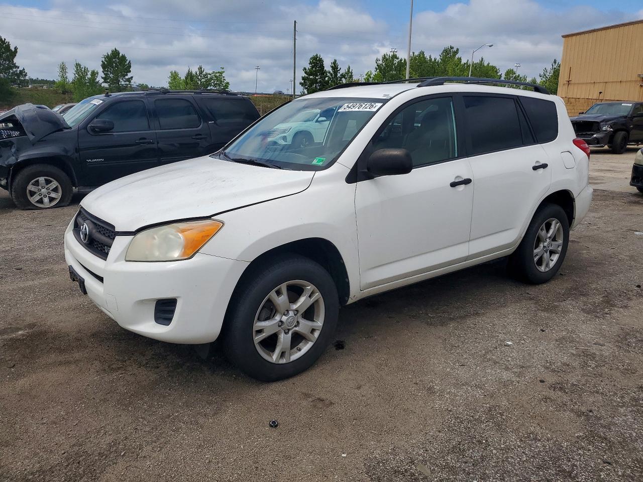 Salvage Toyota RAV4 Image