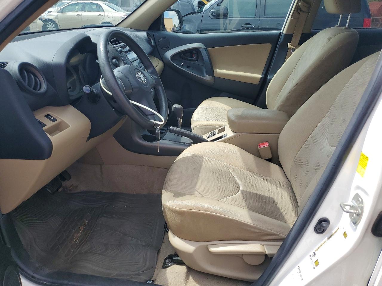 Toyota RAV4 Base