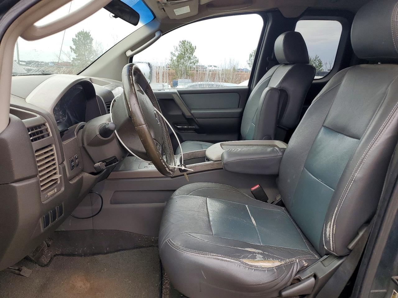 Nissan Titan Xe