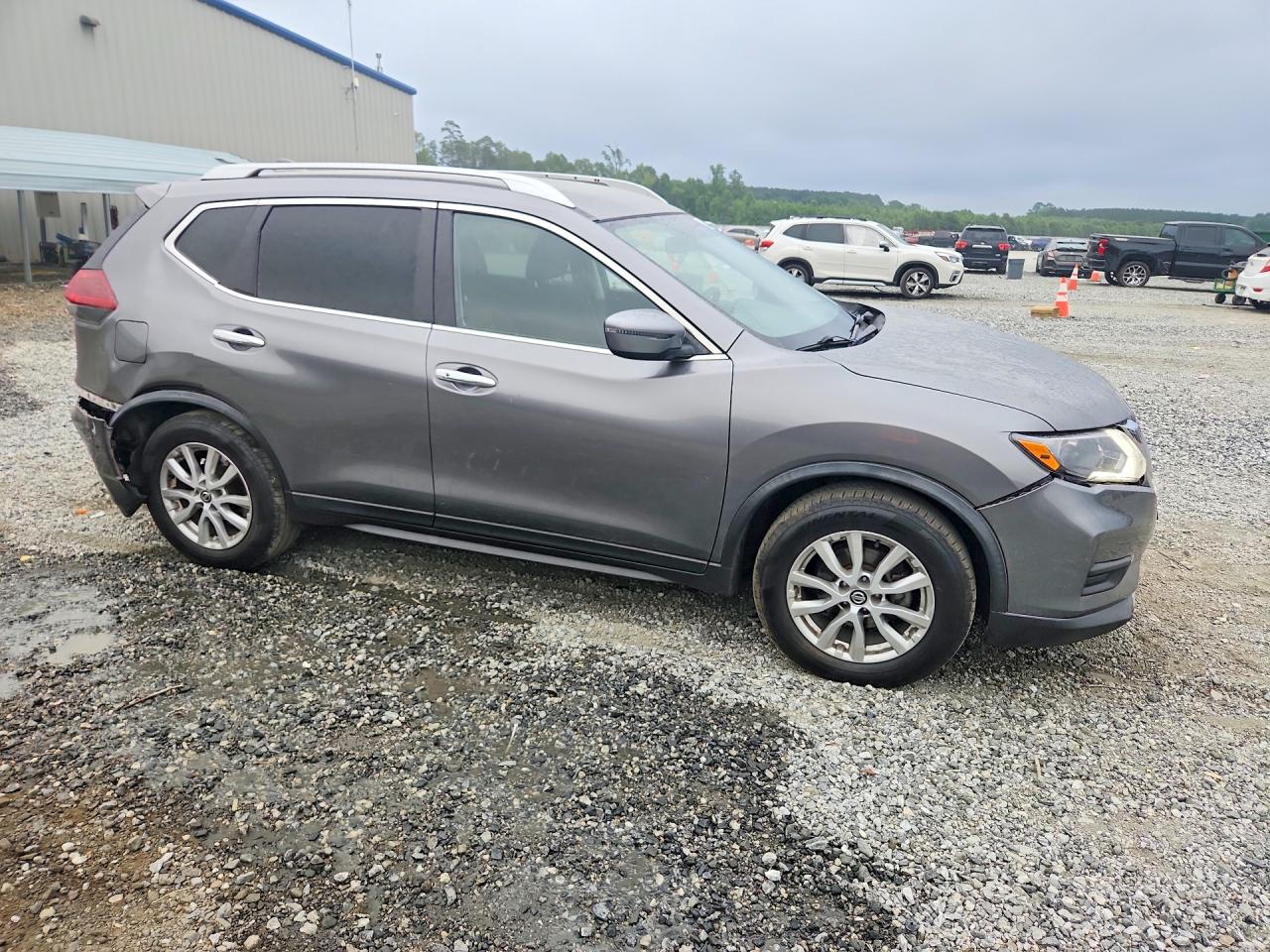 Nissan Rogue Sv