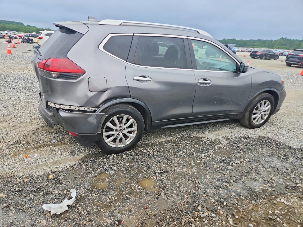 Nissan Rogue Sv