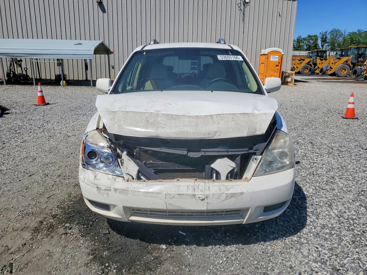 Kia Sedona Base