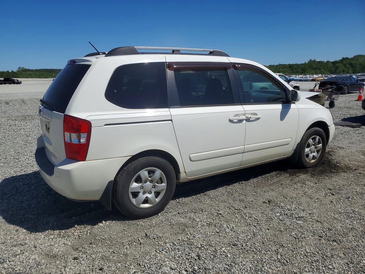 Kia Sedona Base