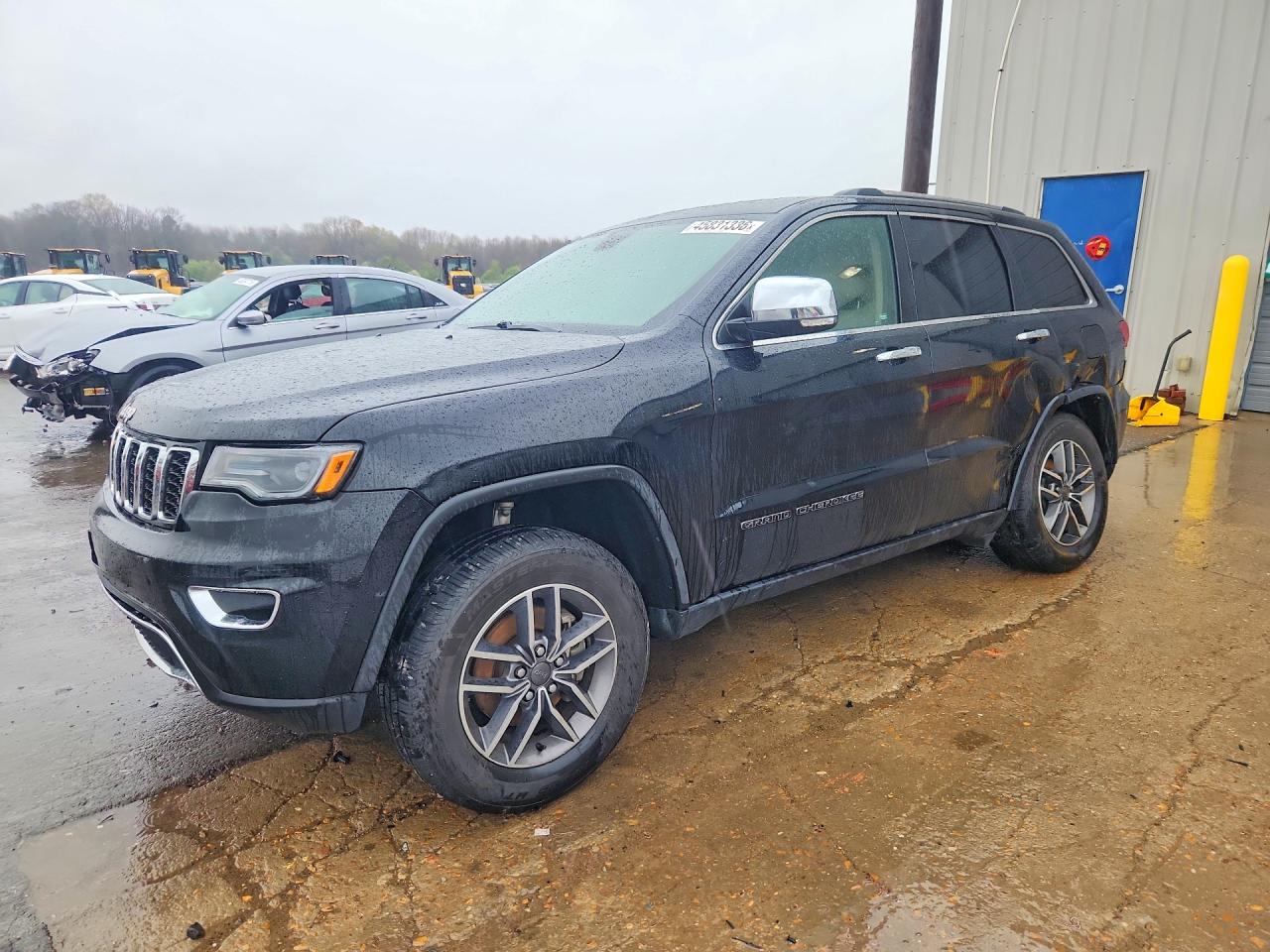 Salvage Jeep Cherokee Image