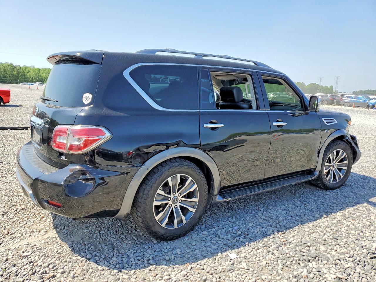 Nissan Armada Sv