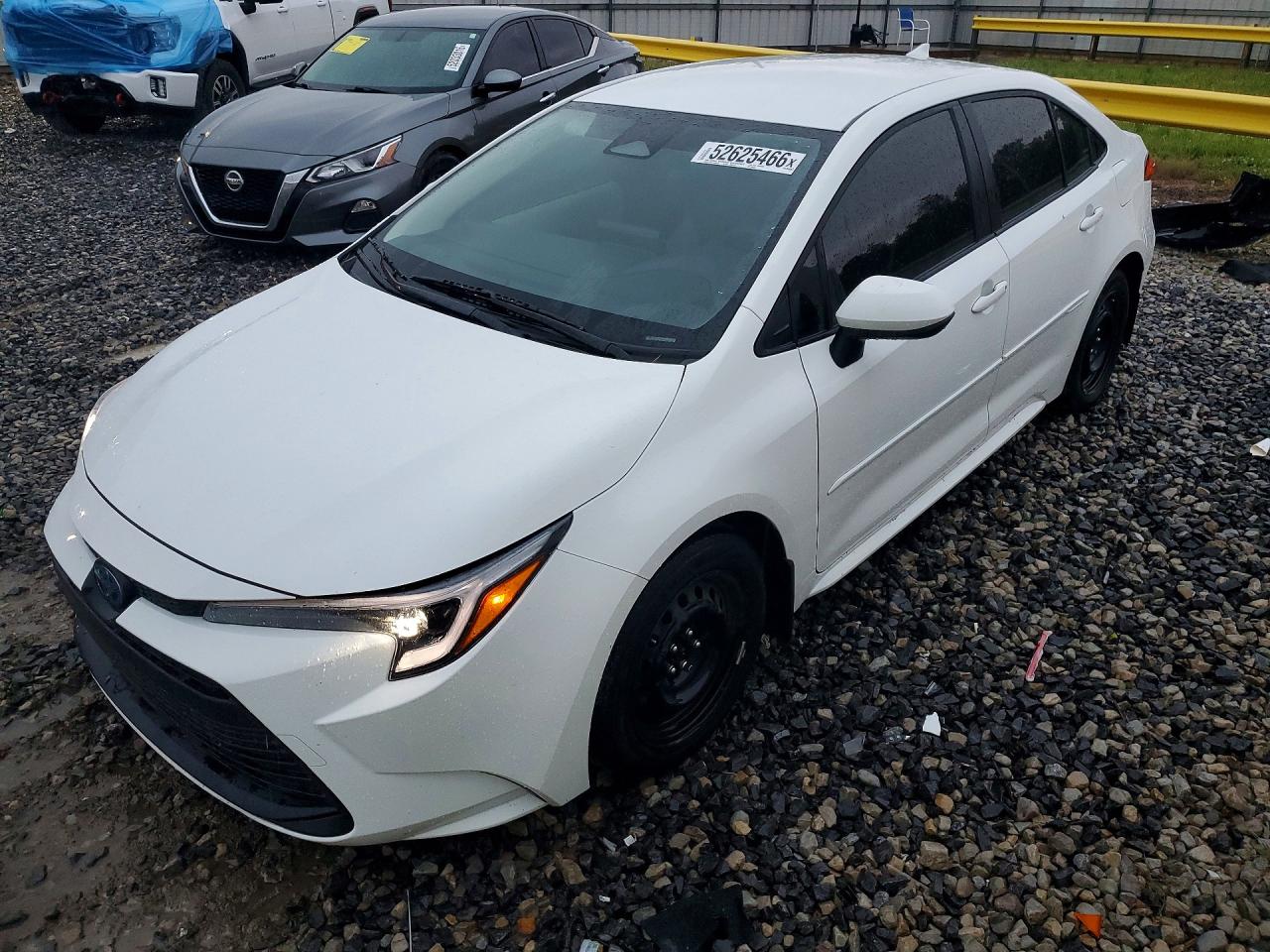 Salvage Toyota Corolla Image