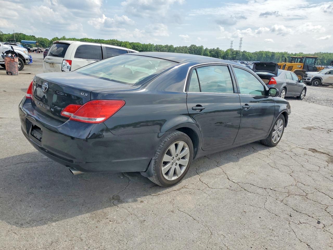 Toyota Avalon Xls