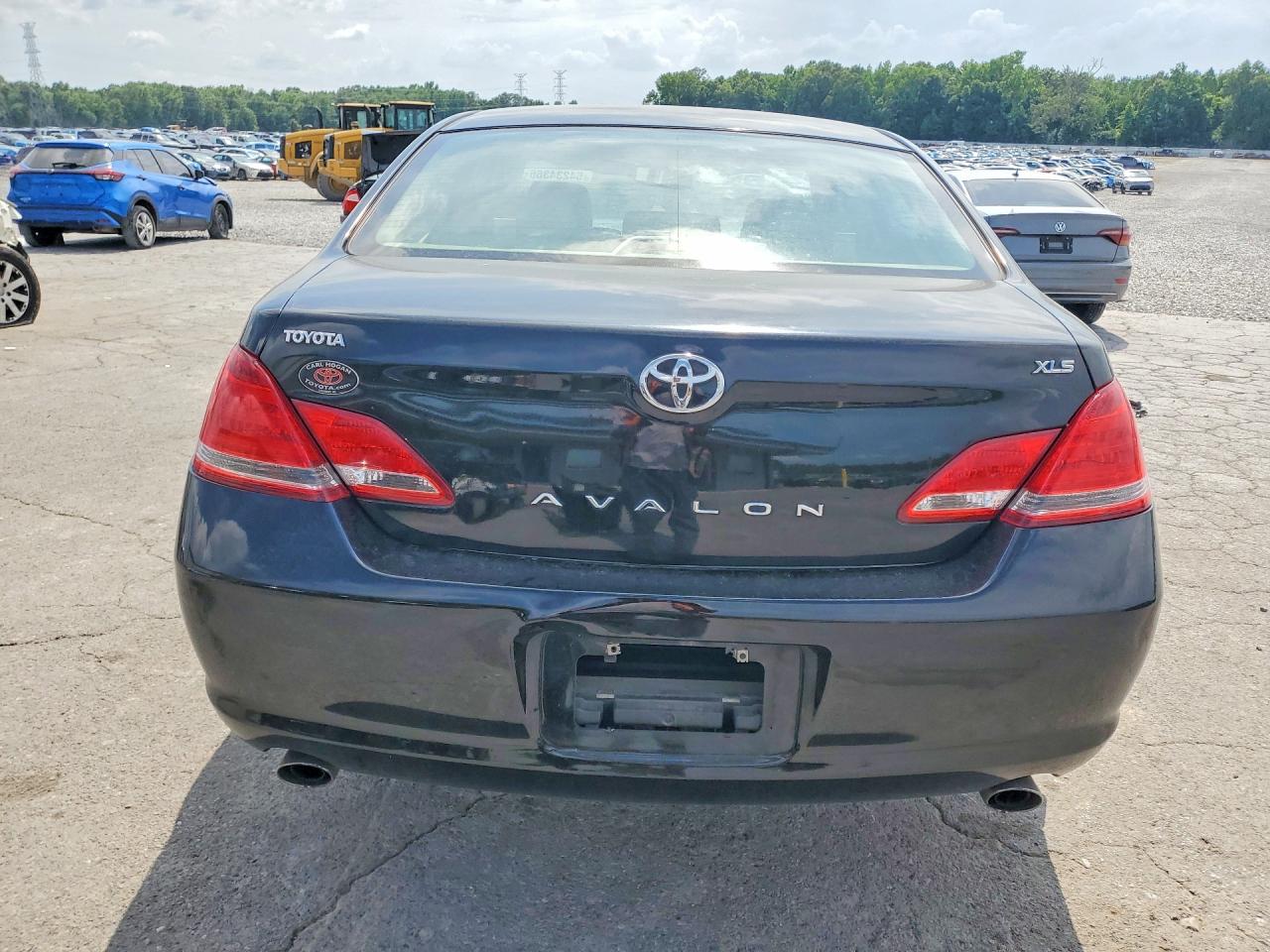 Toyota Avalon Xls