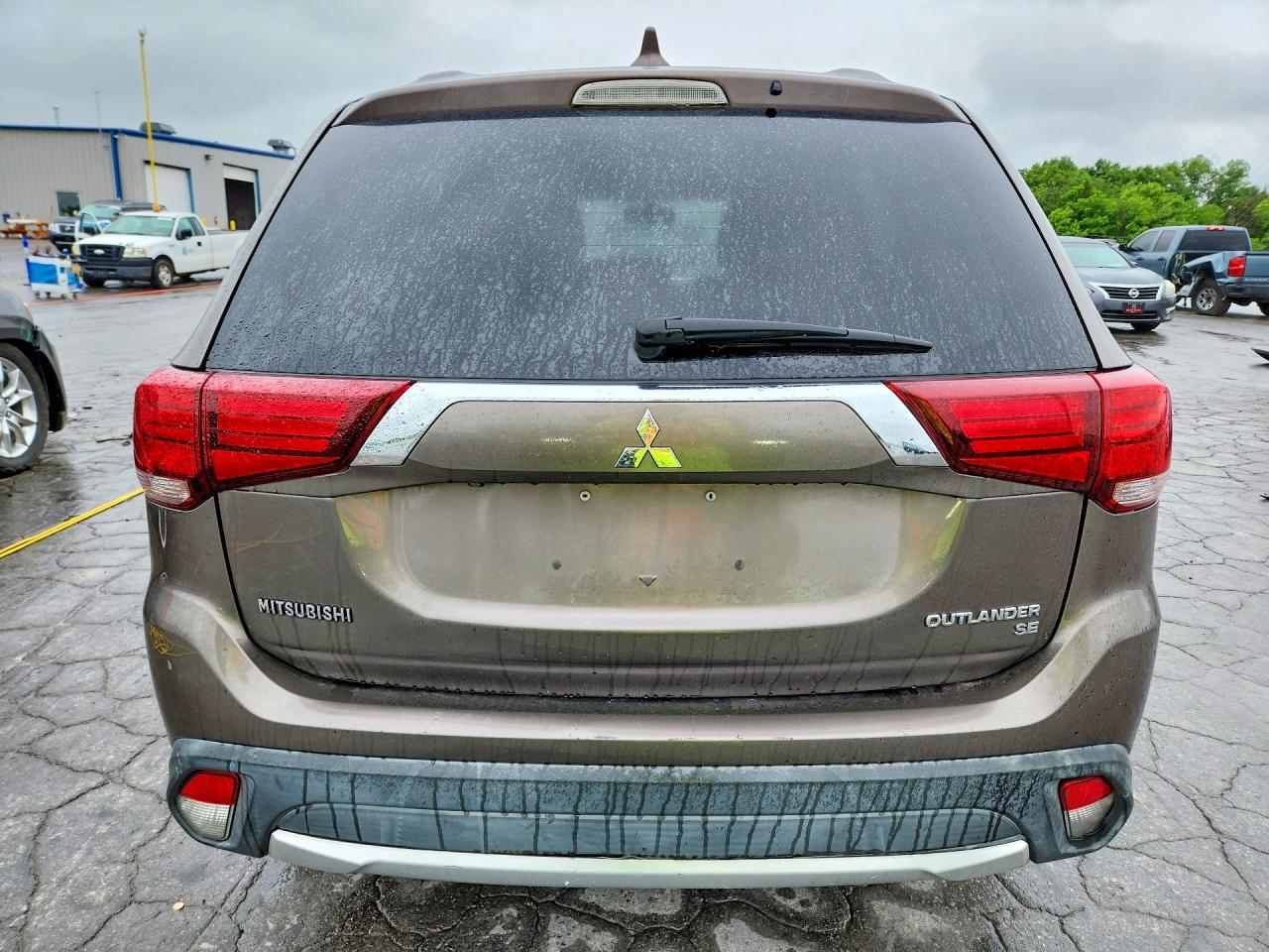 Mitsubishi Outlander Se