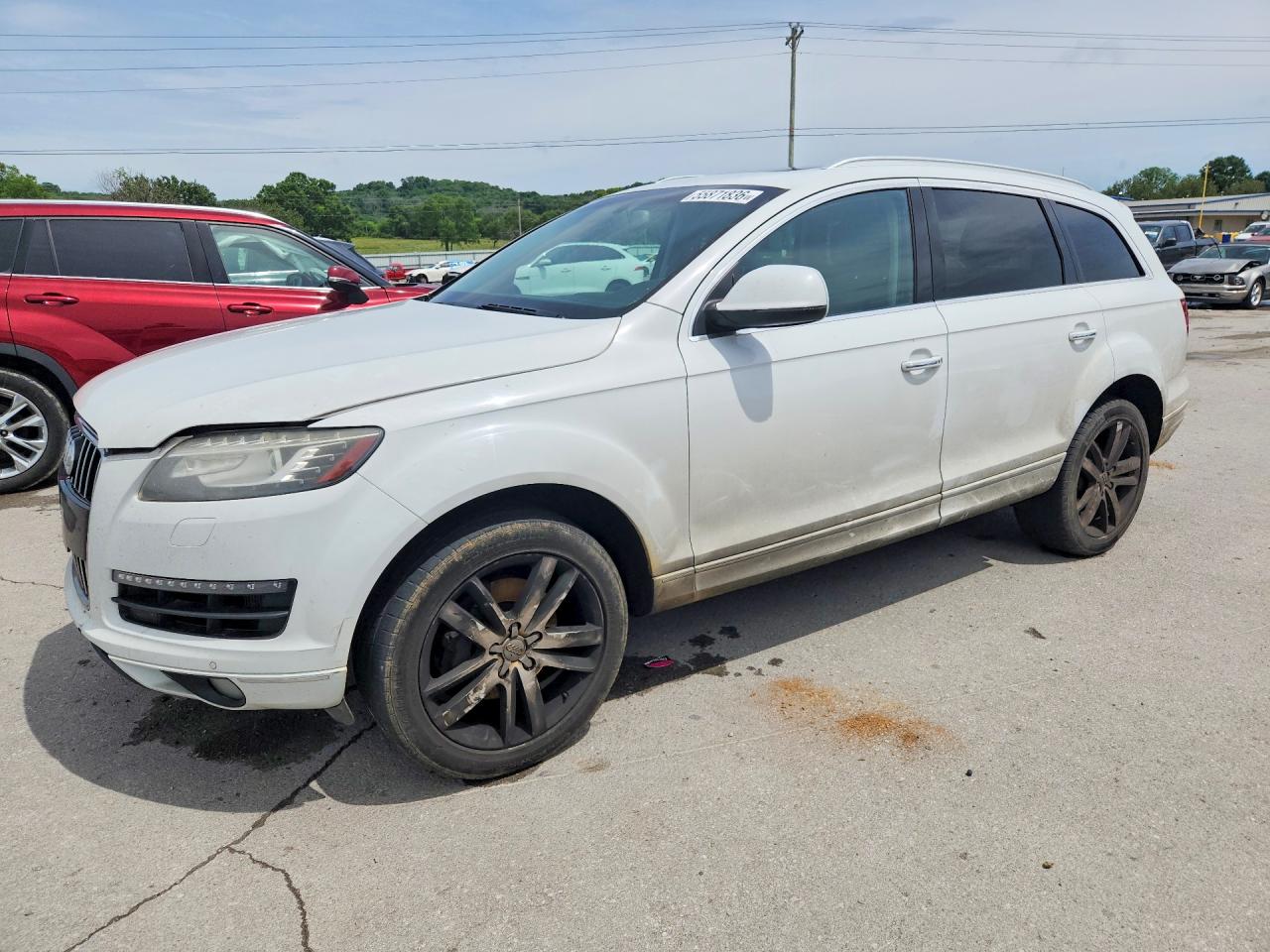 Salvage Audi Q7 Image