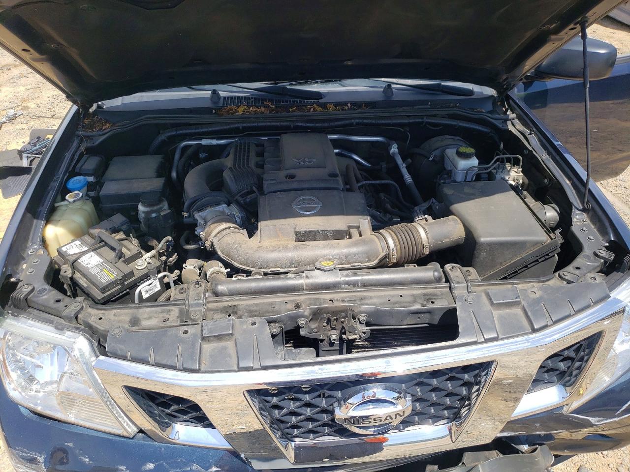 Nissan Frontier Sv