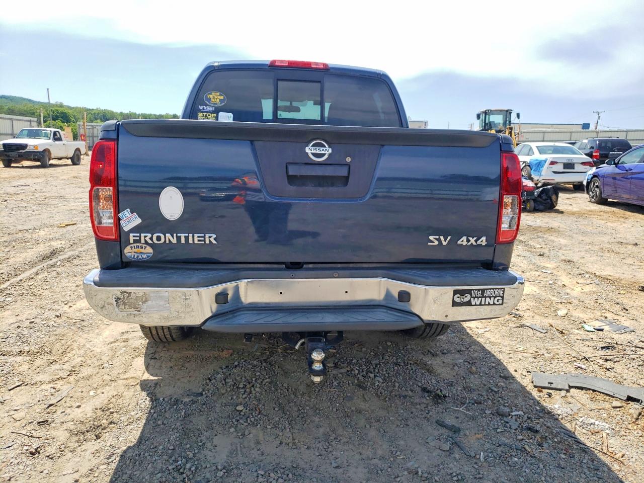 Nissan Frontier Sv