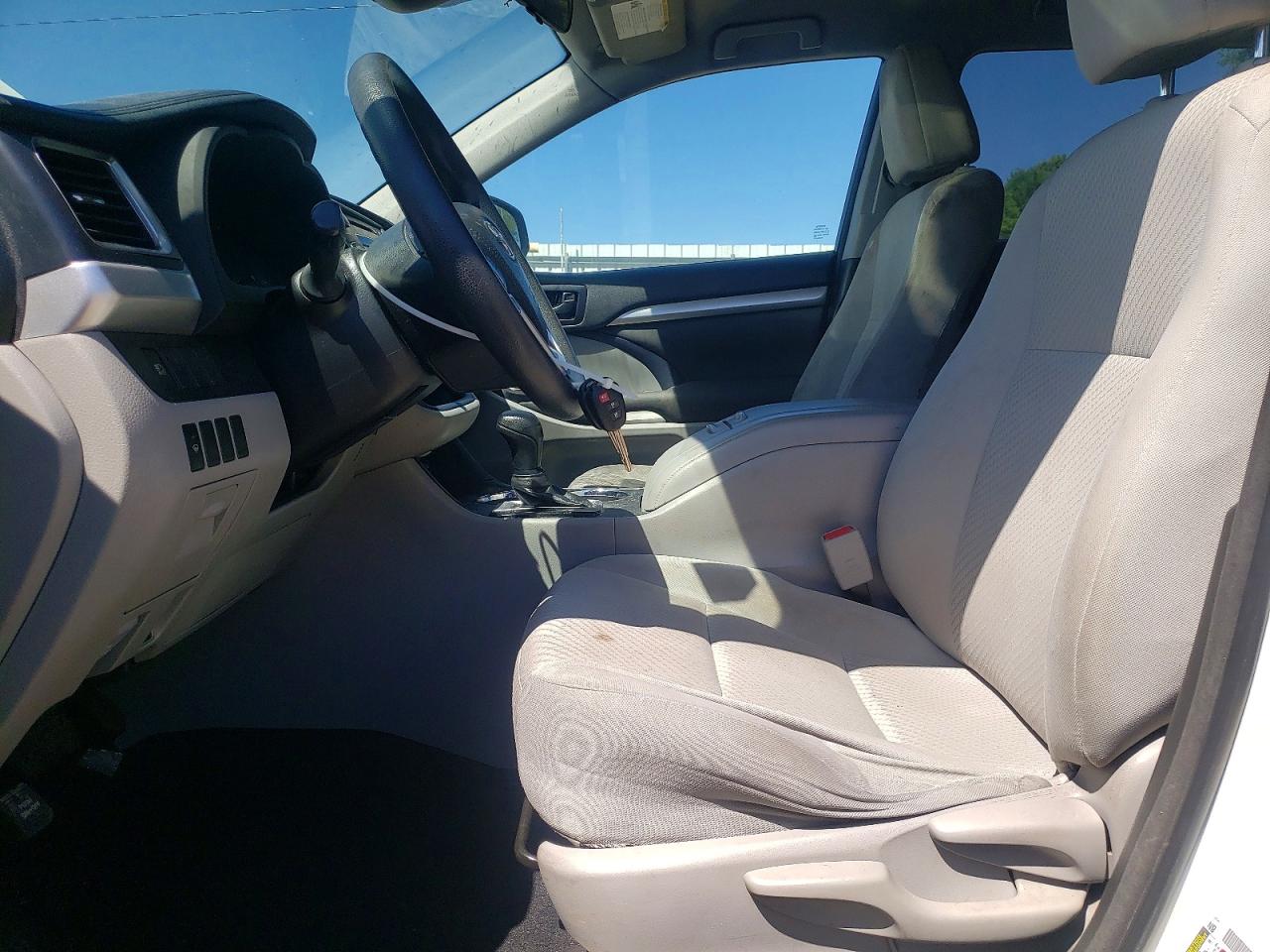 Toyota Highlander Le
