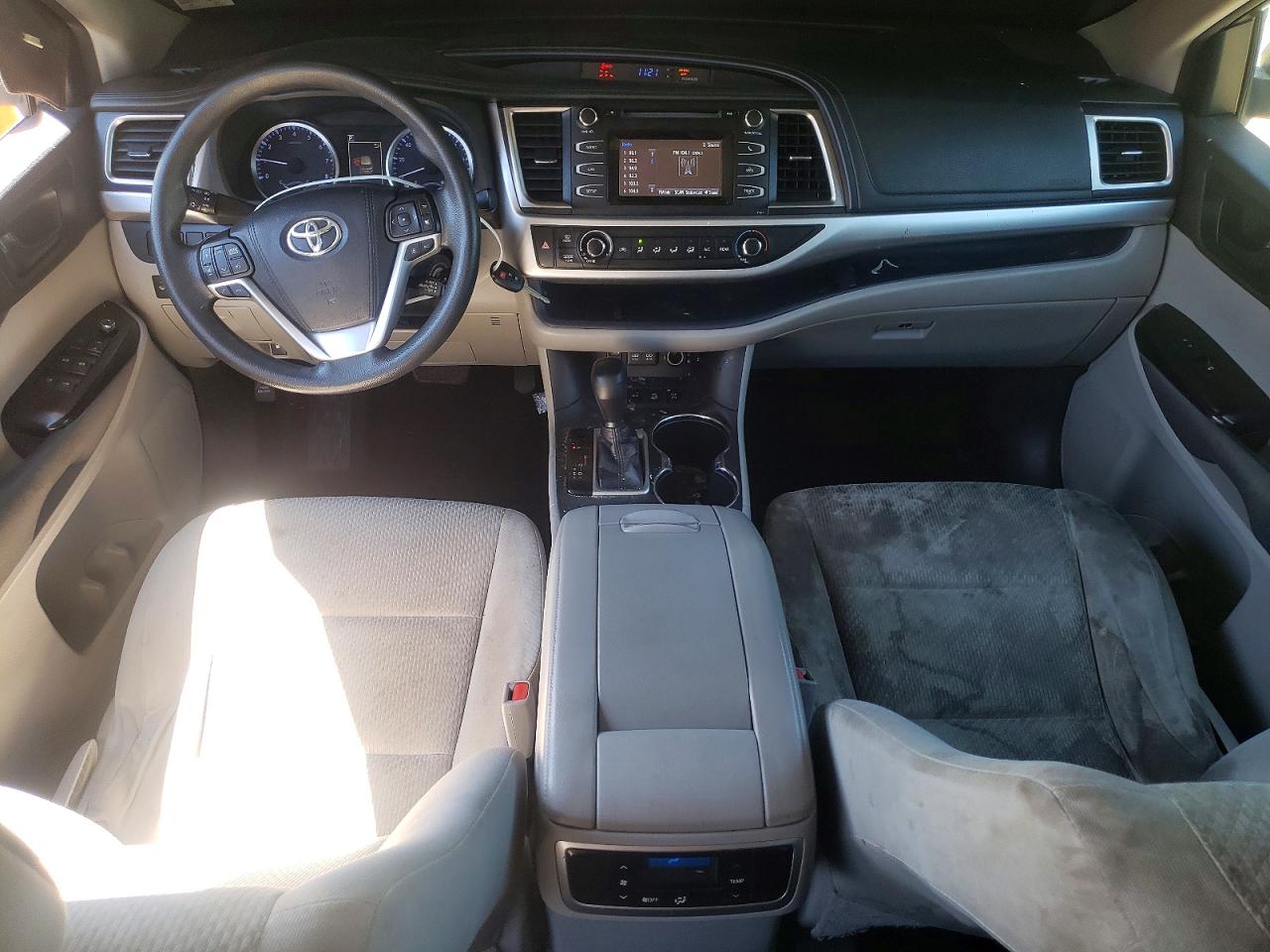 Toyota Highlander Le