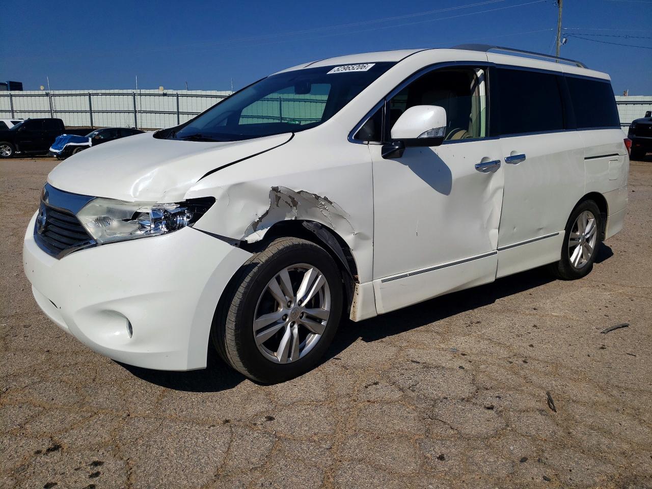 Salvage Nissan Quest Image