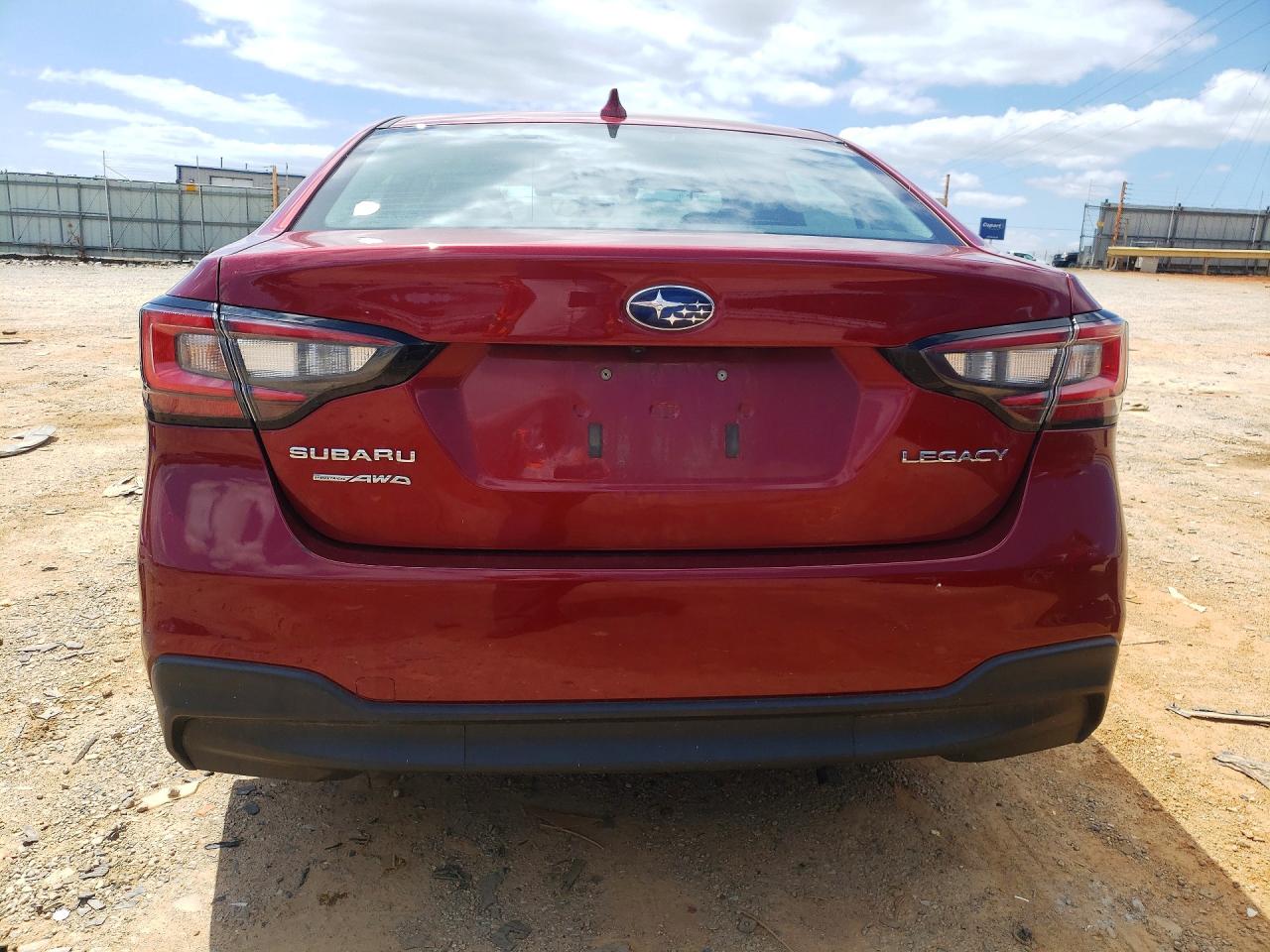 Subaru Legacy Premium