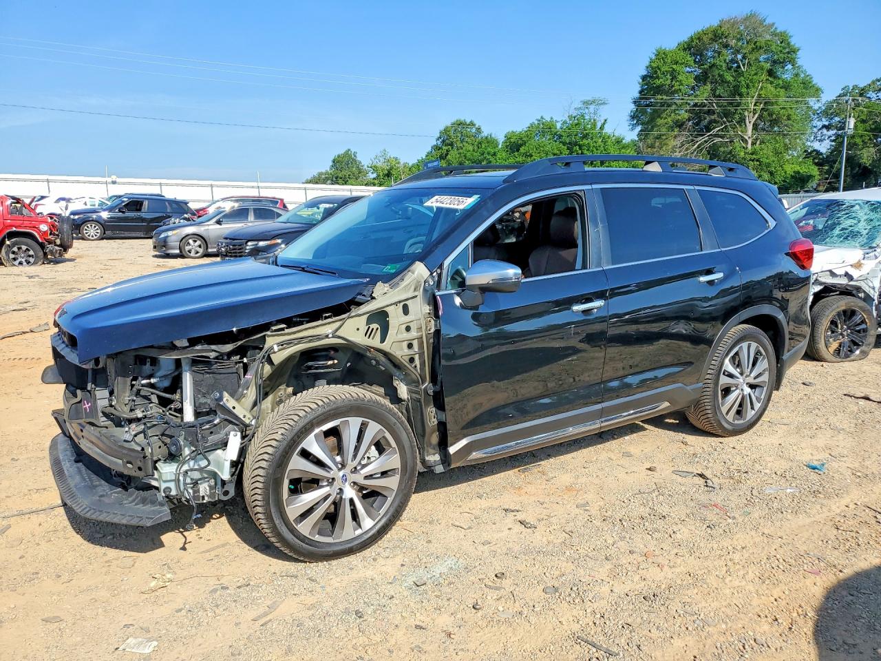 Salvage Subaru Ascent Image