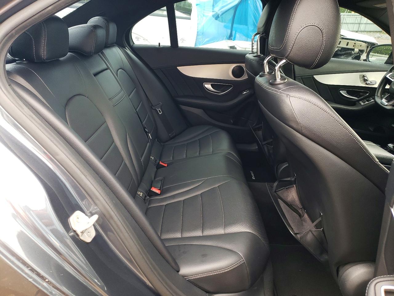 Mercedes-Benz C-Class 300
