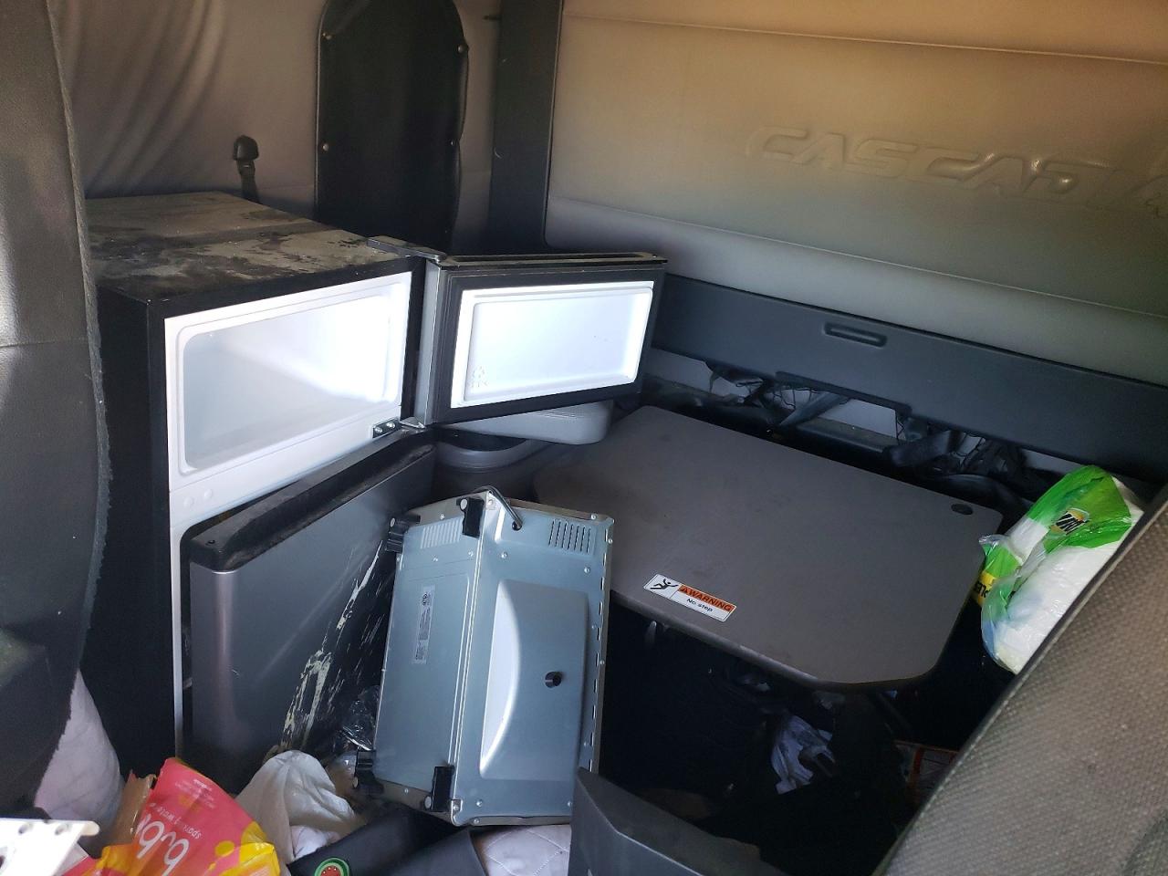 Freightliner Cascadia 126