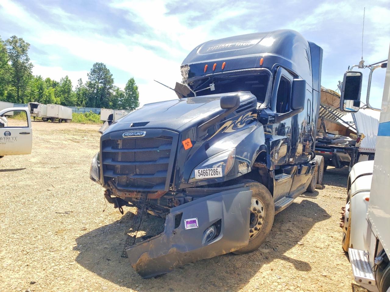 Freightliner Cascadia 126