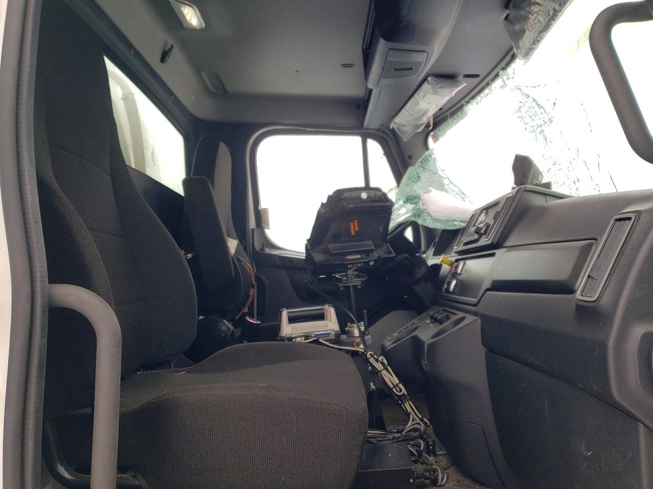 Freightliner M2