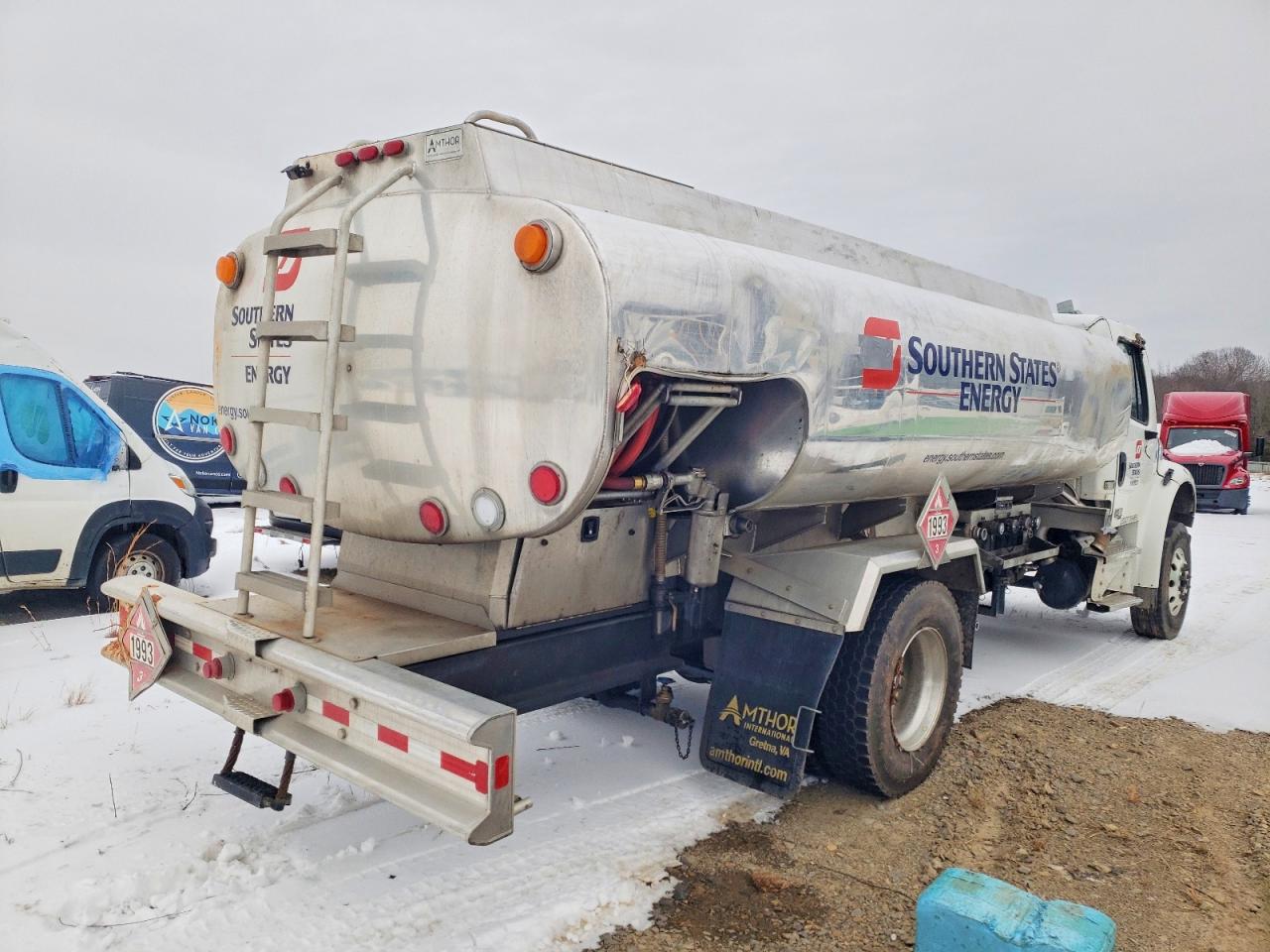 Freightliner M2