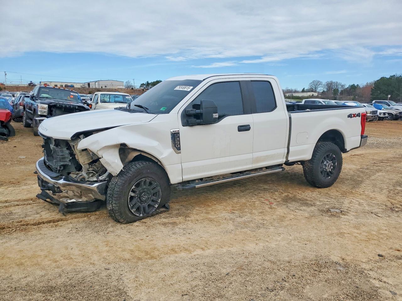Salvage Ford F-250 Image