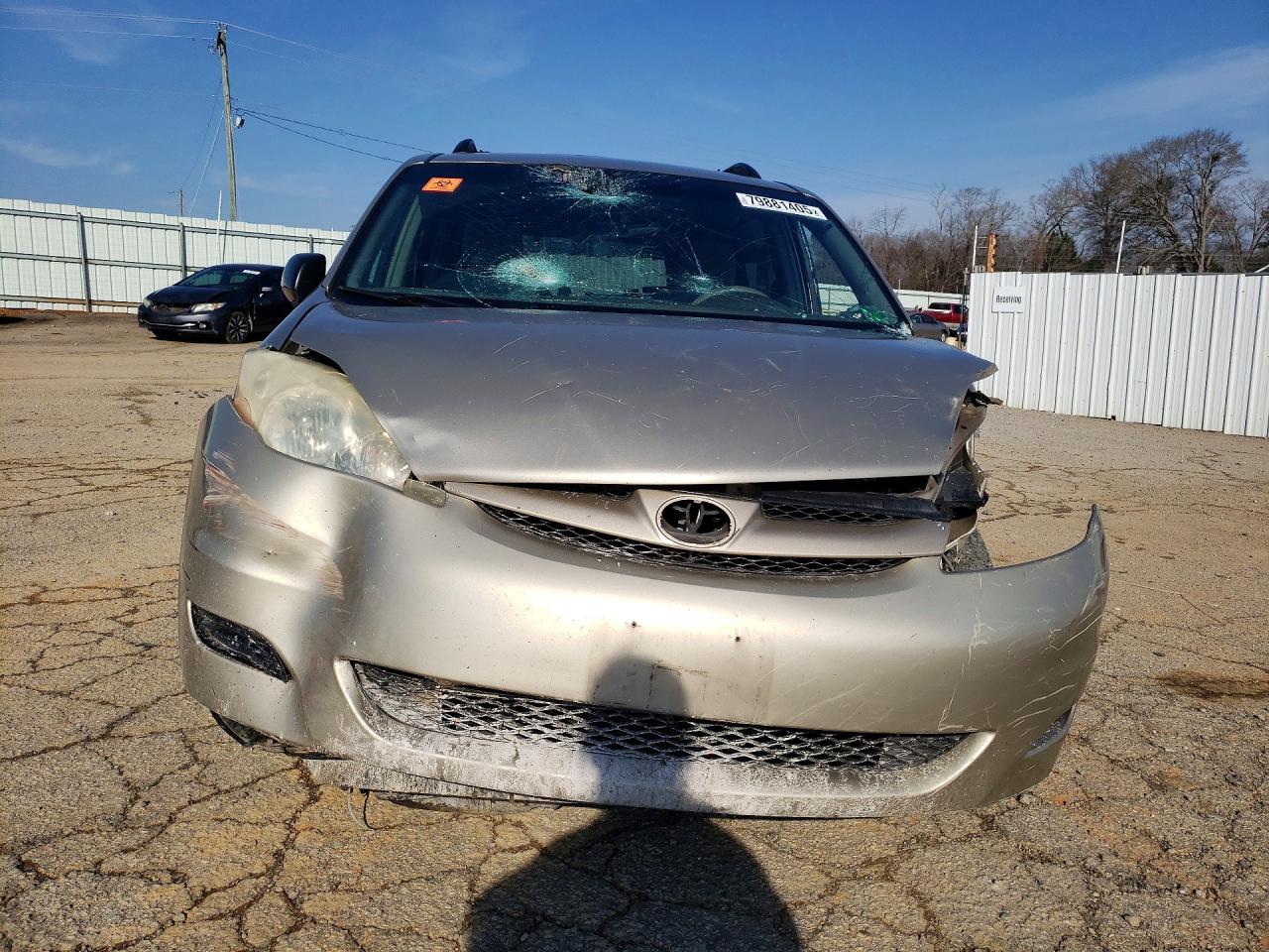 Toyota Sienna Le 7-passenger