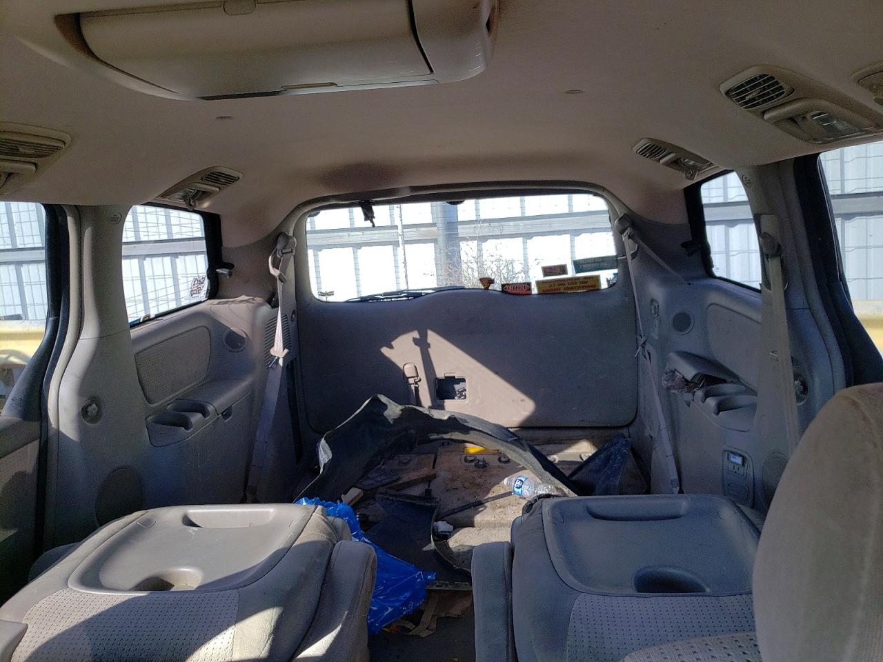 Toyota Sienna Le 7-passenger