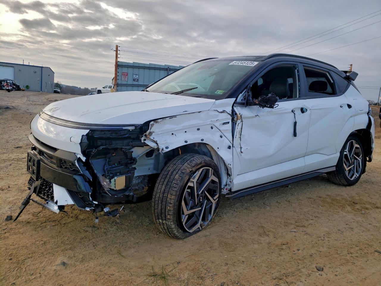 Salvage Hyundai KONA Image