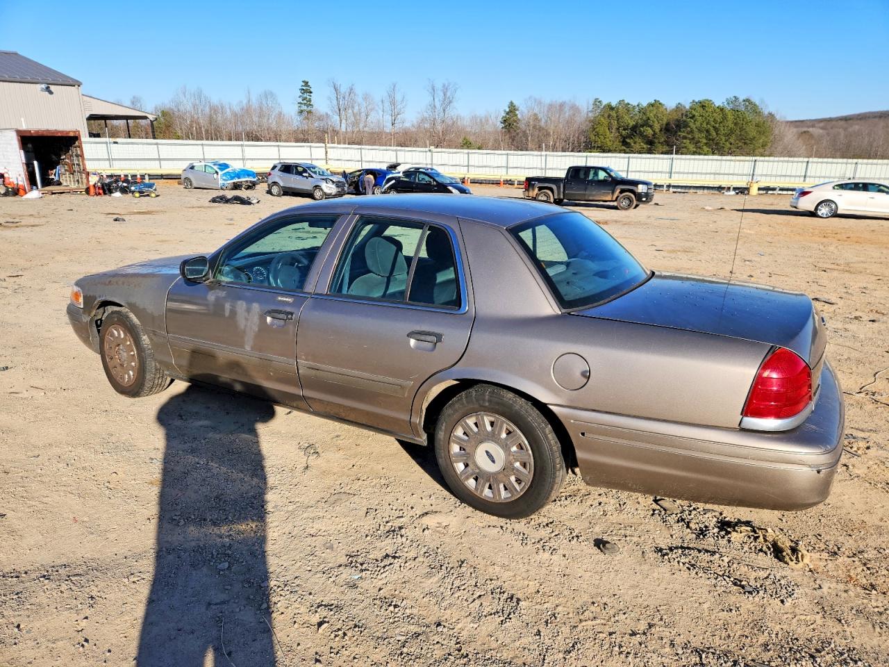 Ford Crown Vic