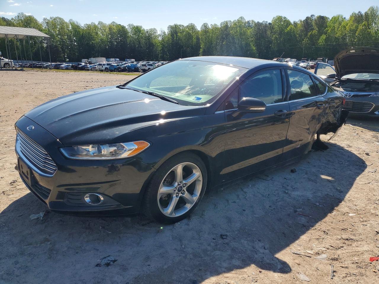 Salvage Ford Fusion Image