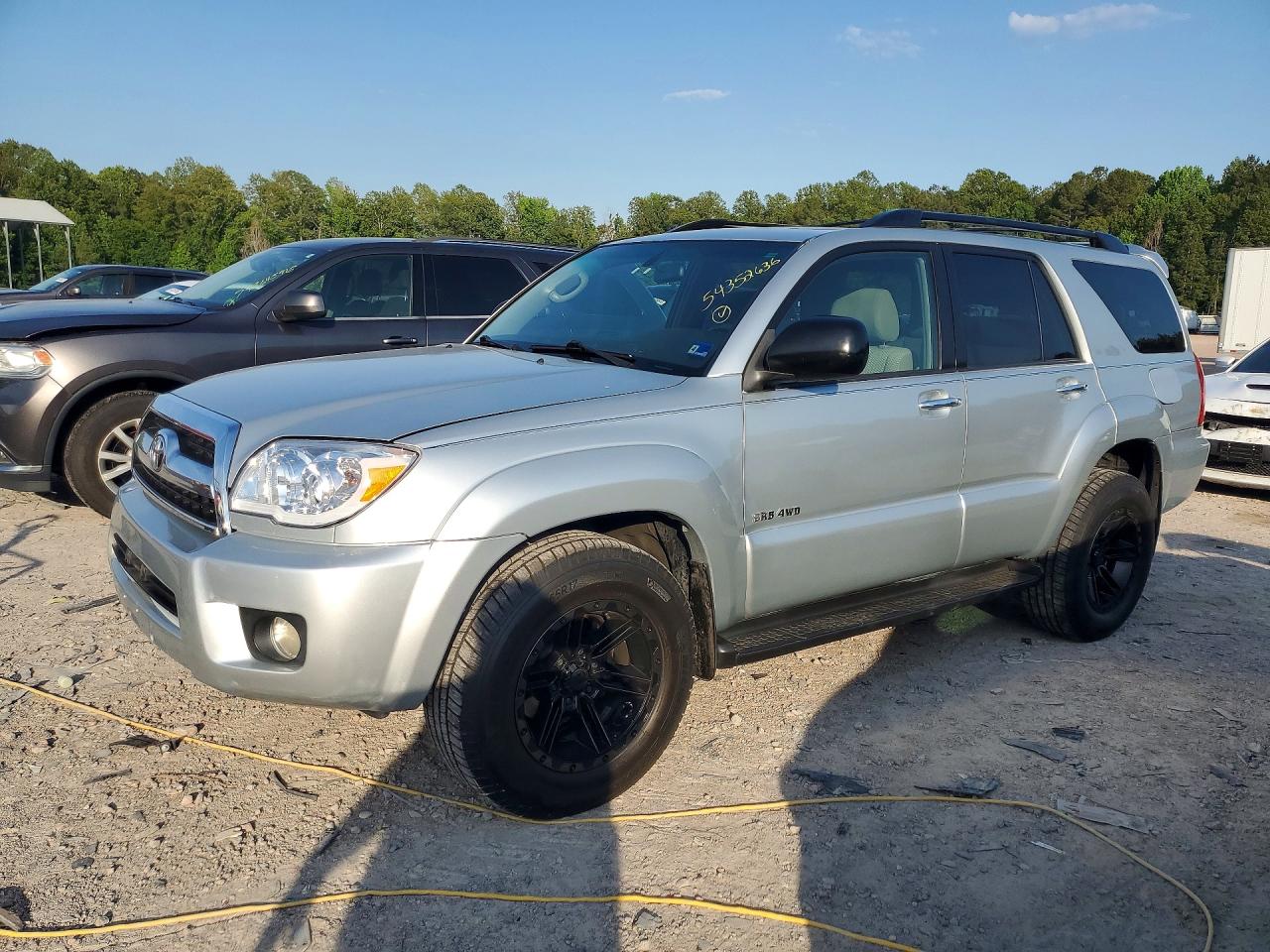 Salvage Toyota 4Runner Image