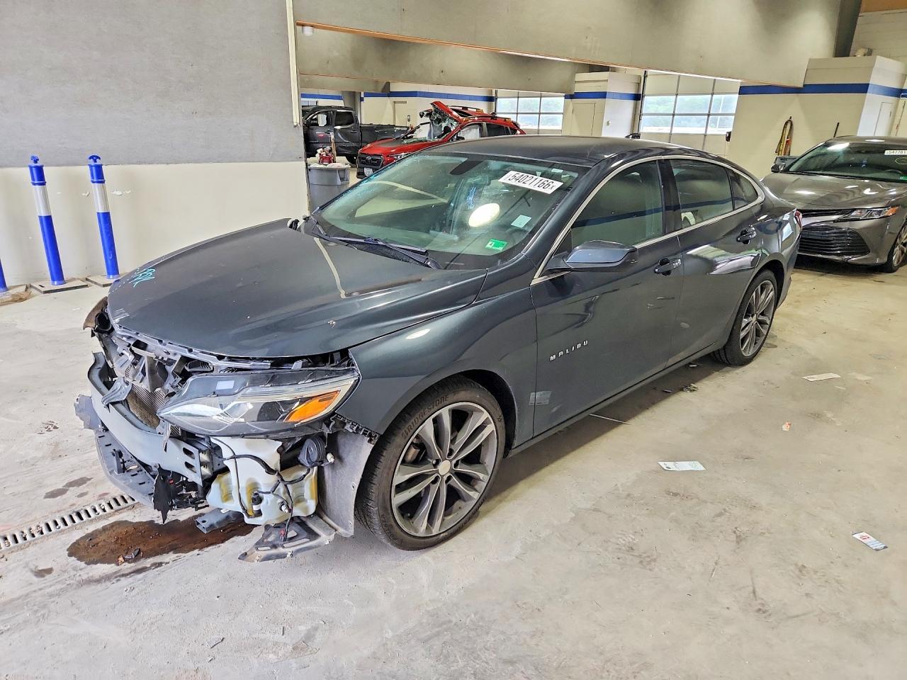 Salvage Chevrolet Malibu Image