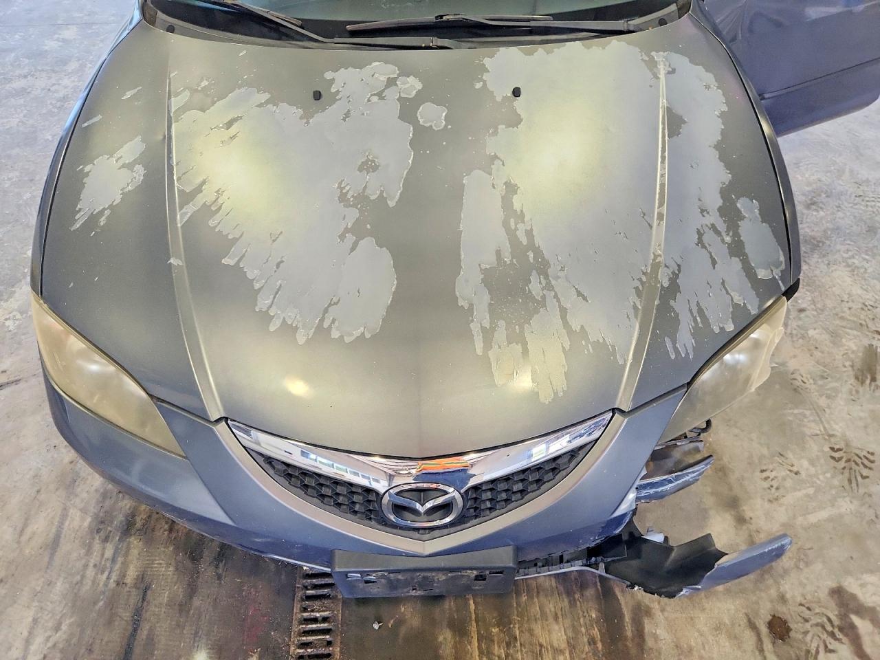 Mazda 3 I