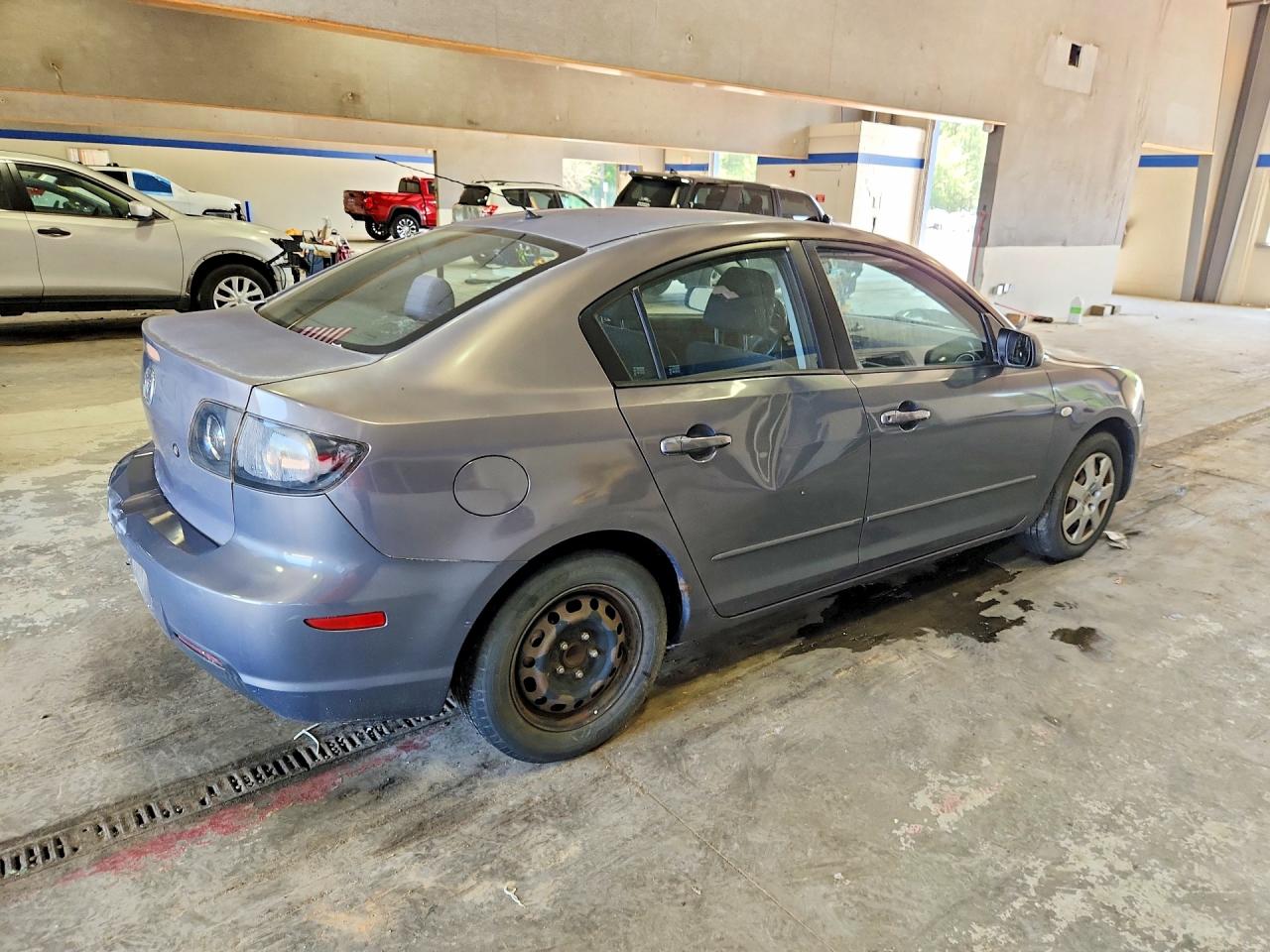 Mazda 3 I