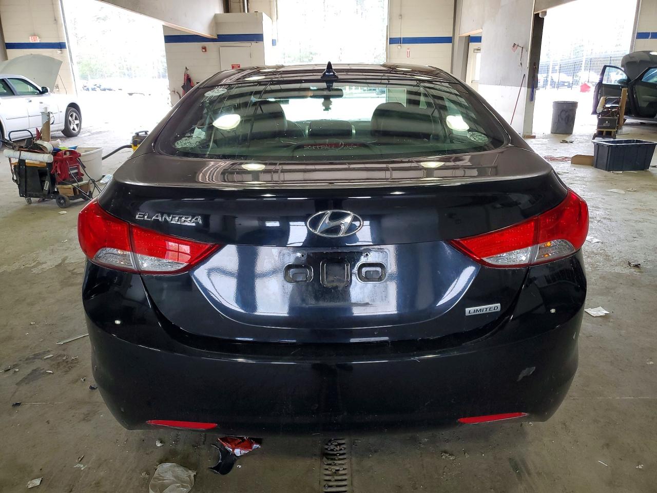 Hyundai ELANTRA Limited