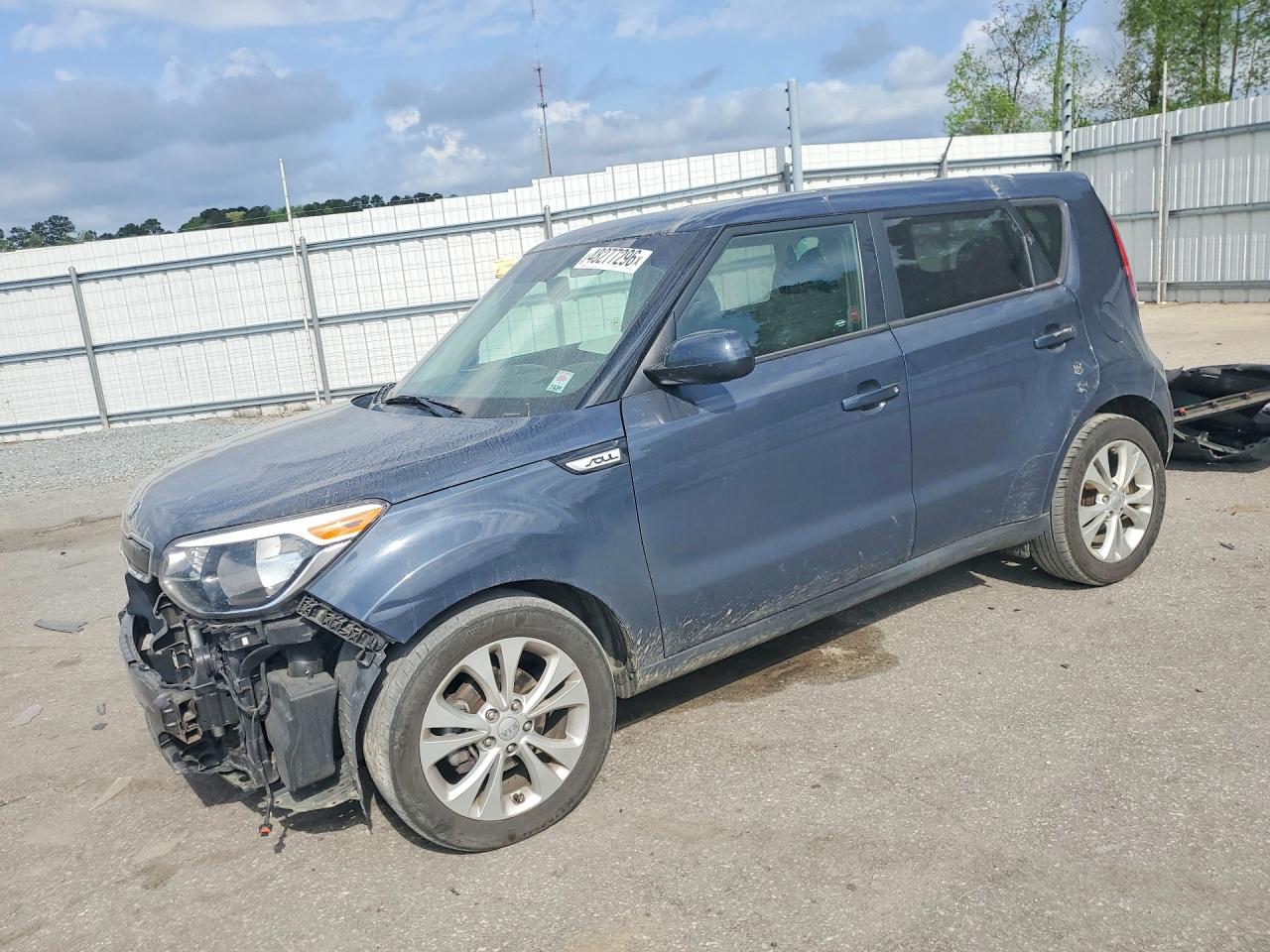 Salvage Kia Soul Image