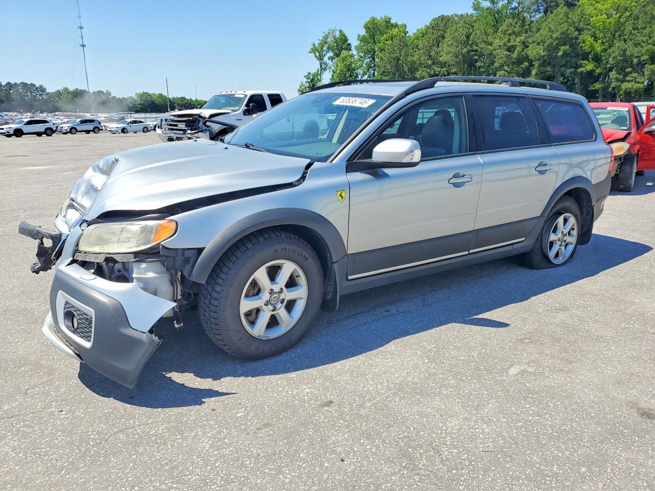 Salvage Volvo XC70 Image