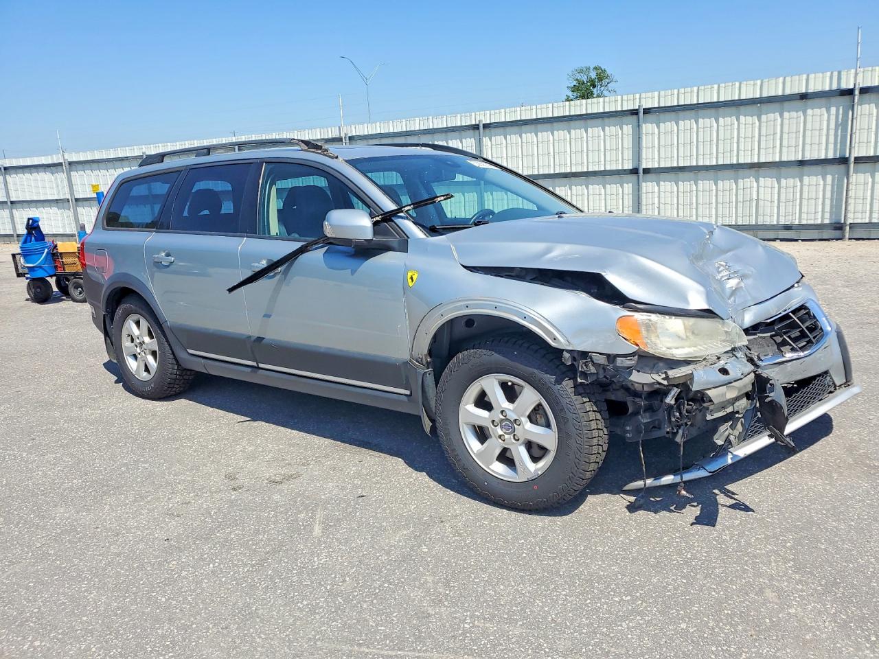 Volvo XC70