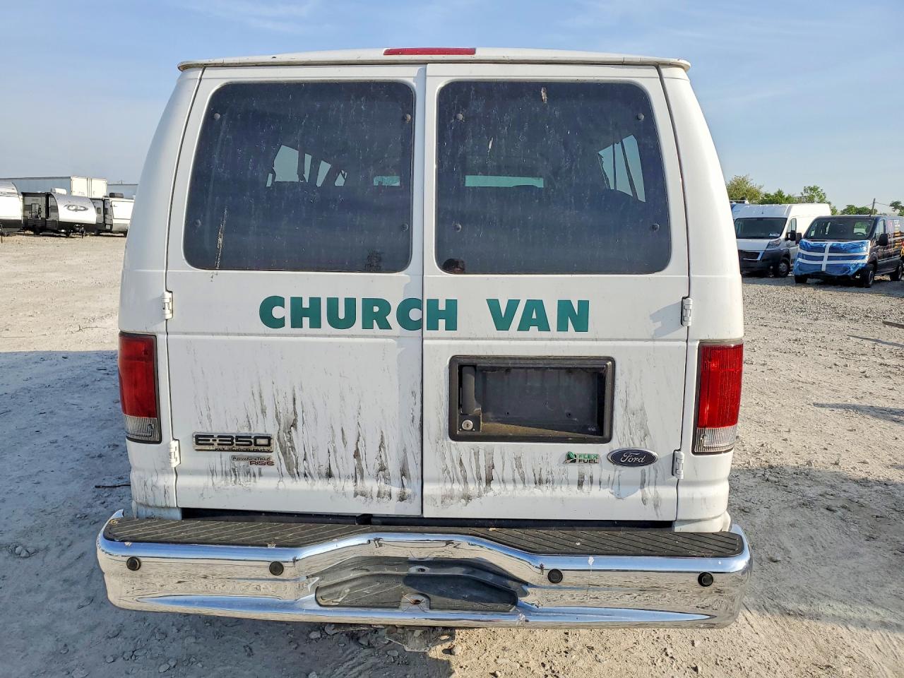 Ford Econoline E350 Super Duty Wagon