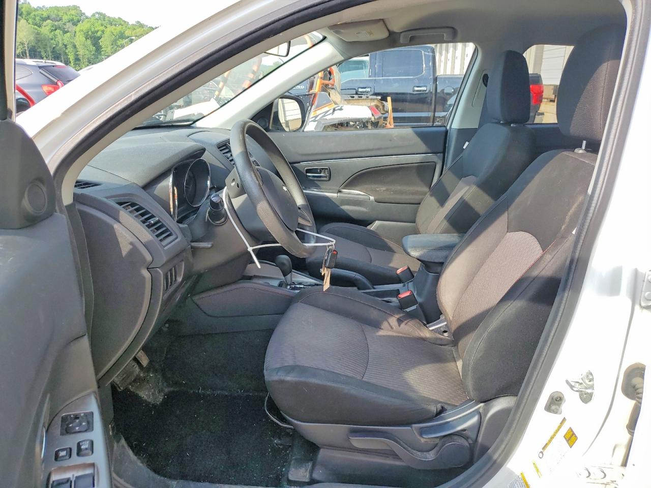 Mitsubishi Outlander Es