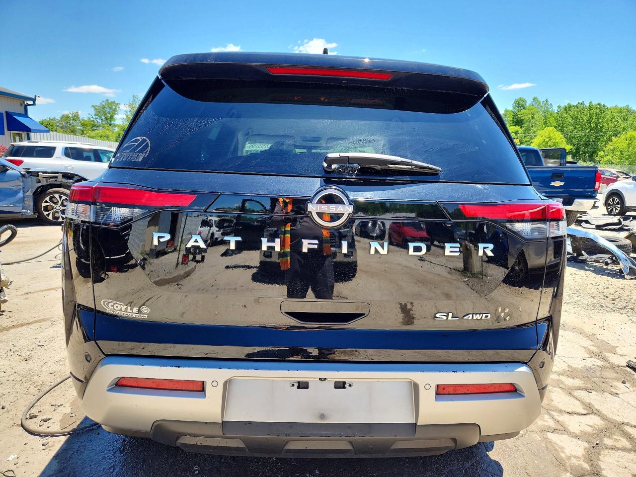 Nissan Pathfinder Sl