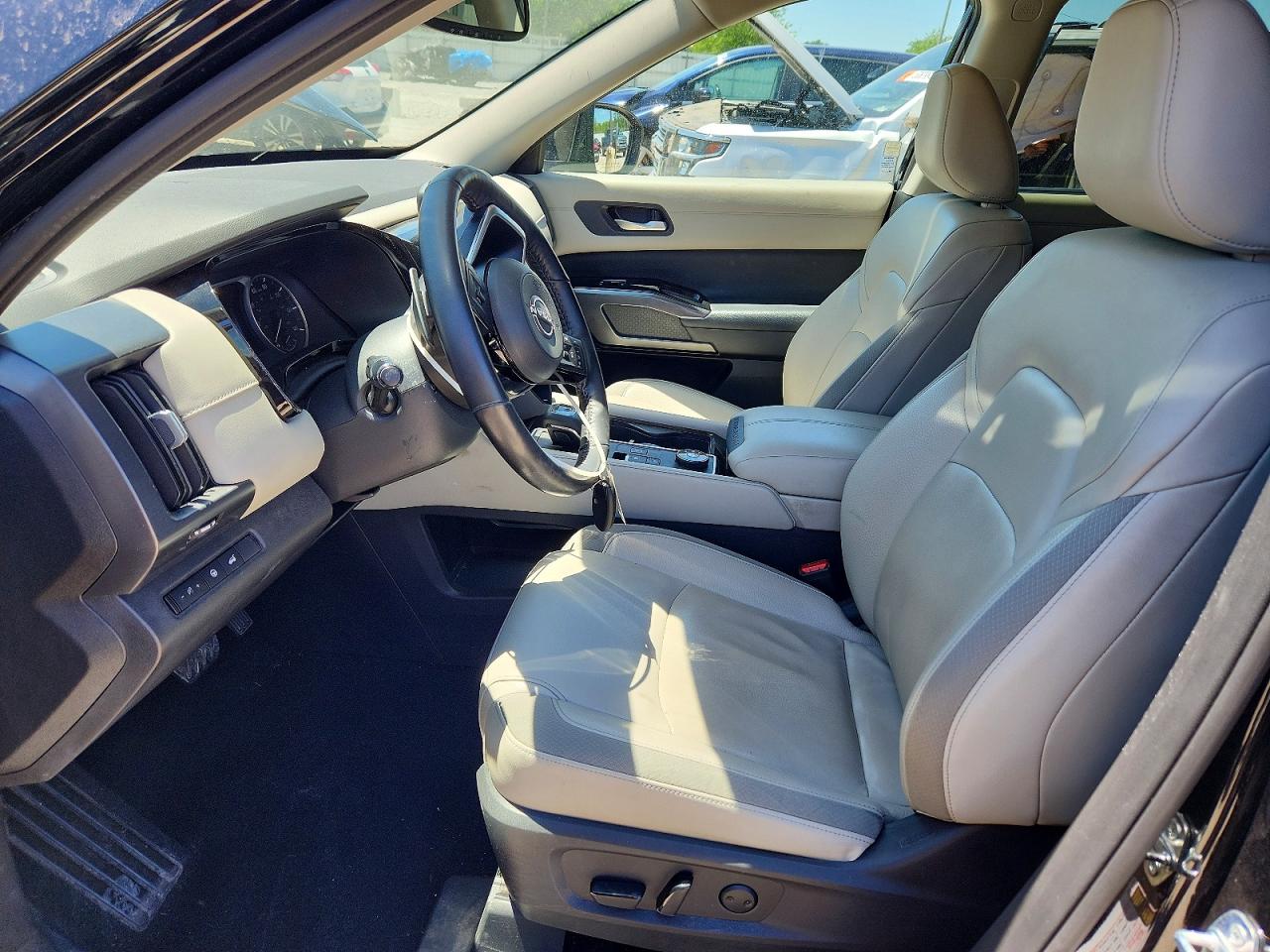 Nissan Pathfinder Sl