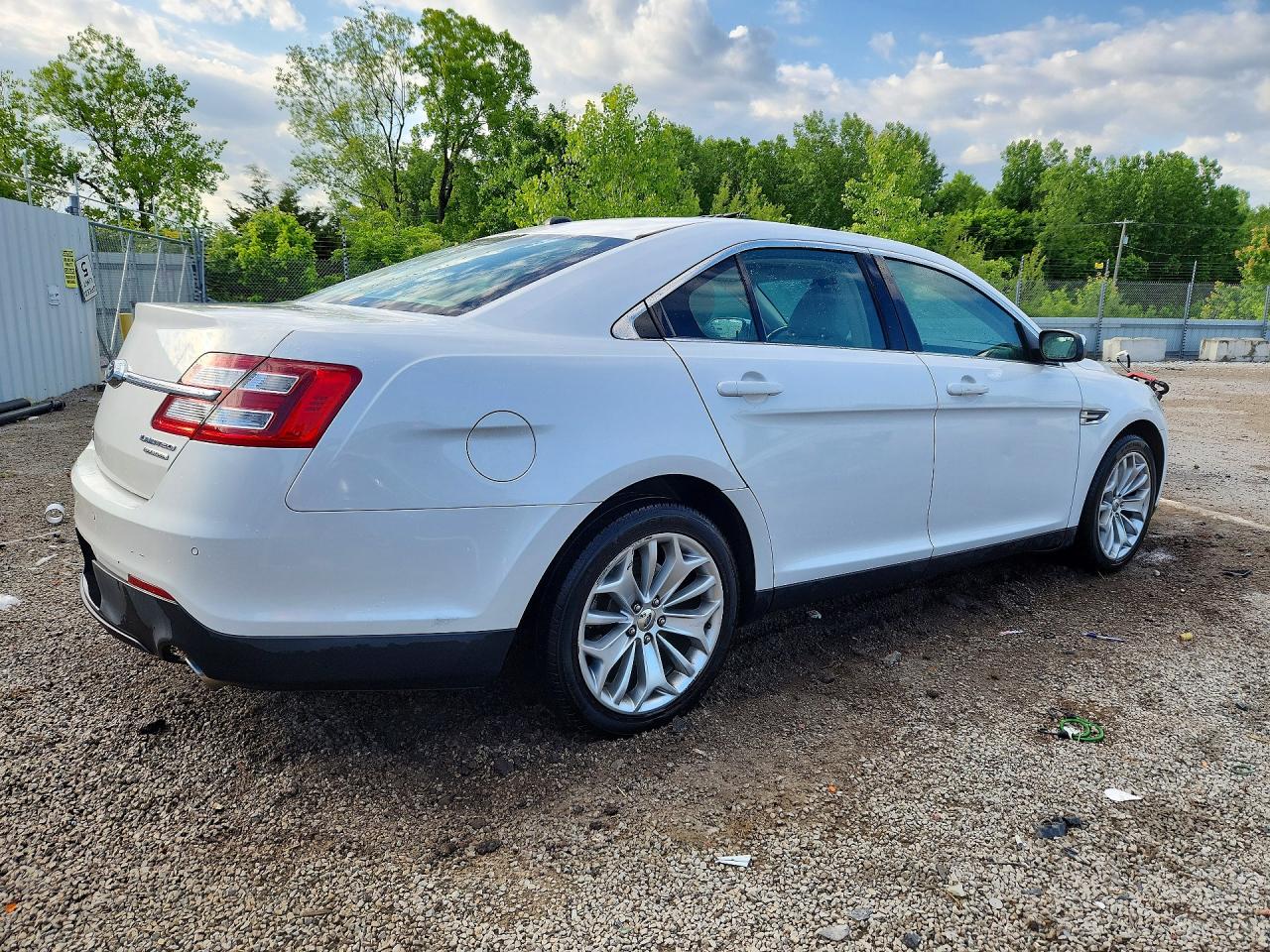 Ford Taurus Limited