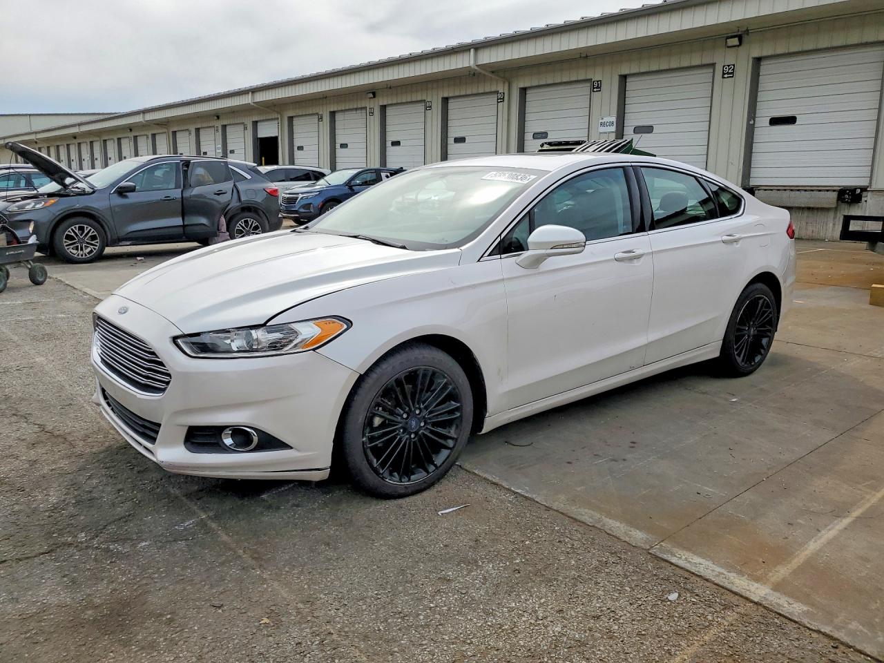 Salvage Ford Fusion Image