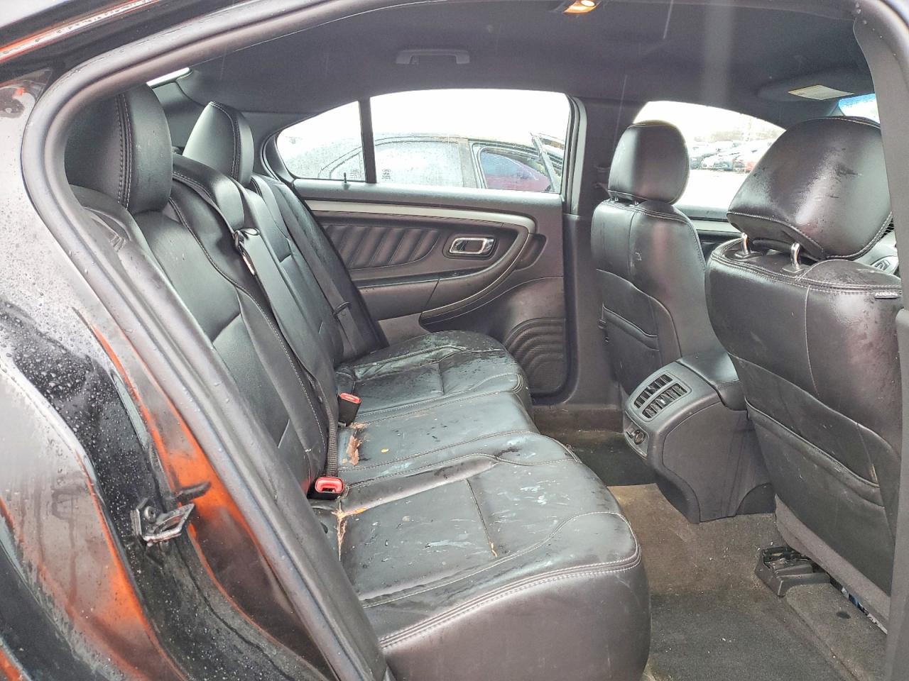 Ford Taurus Sel