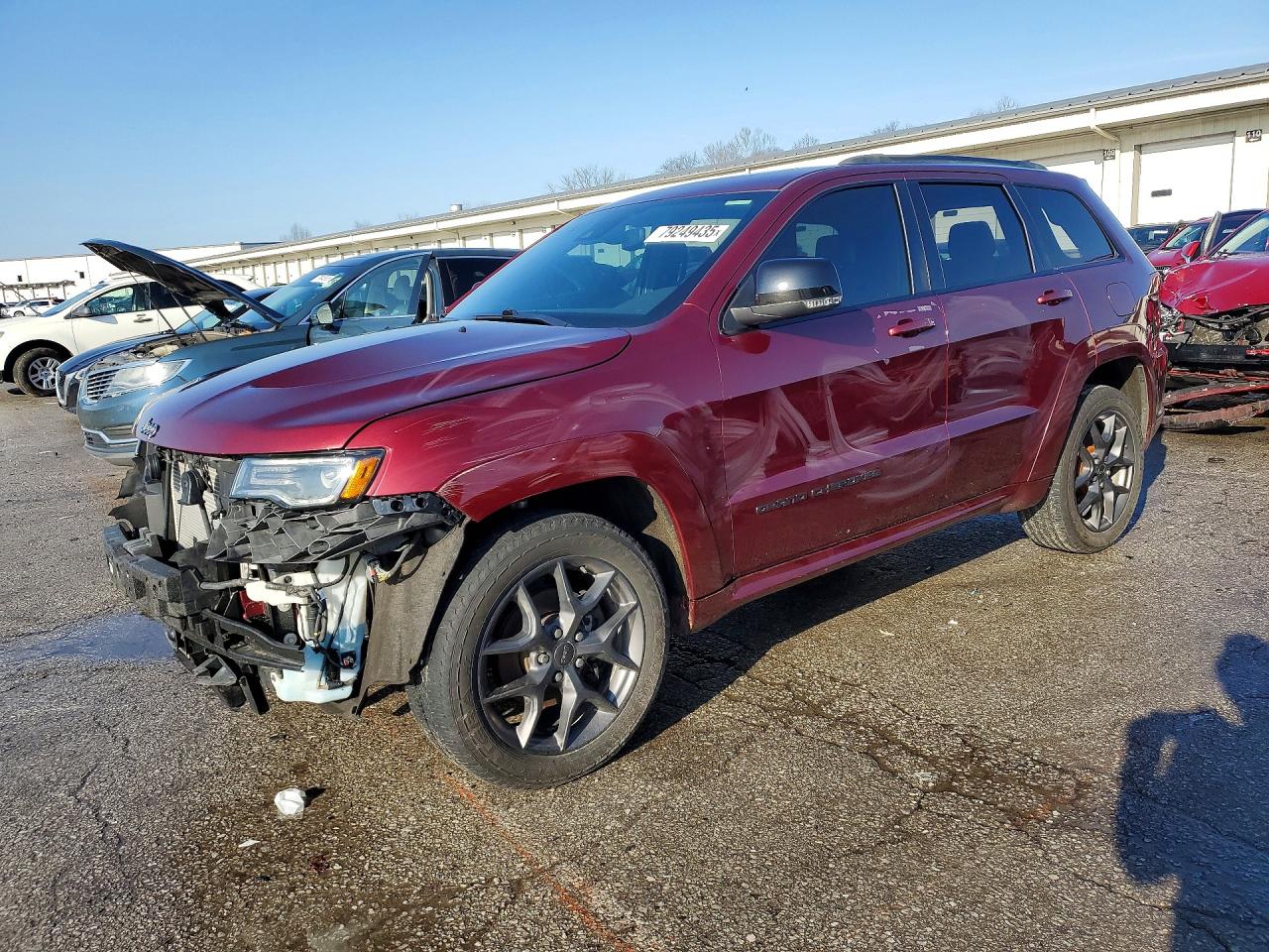 Salvage Jeep Grand Cherokee Image