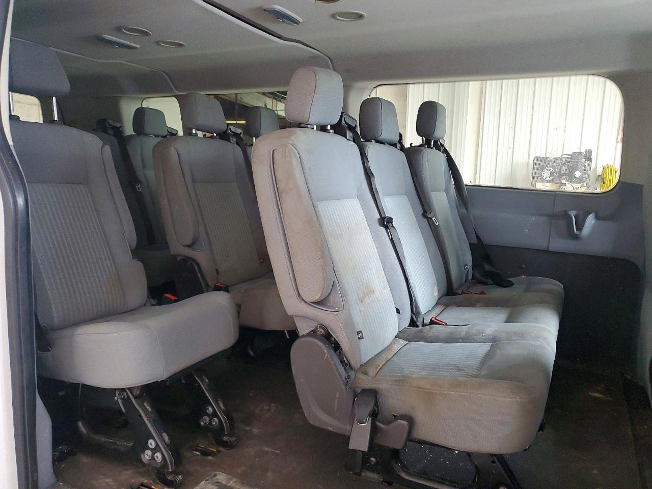 Ford Transit T-350